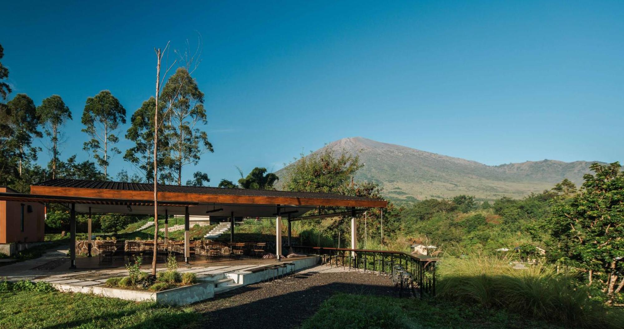 Bobocabin Gunung Rinjani, Lombok Sembalunlawang Exterior photo