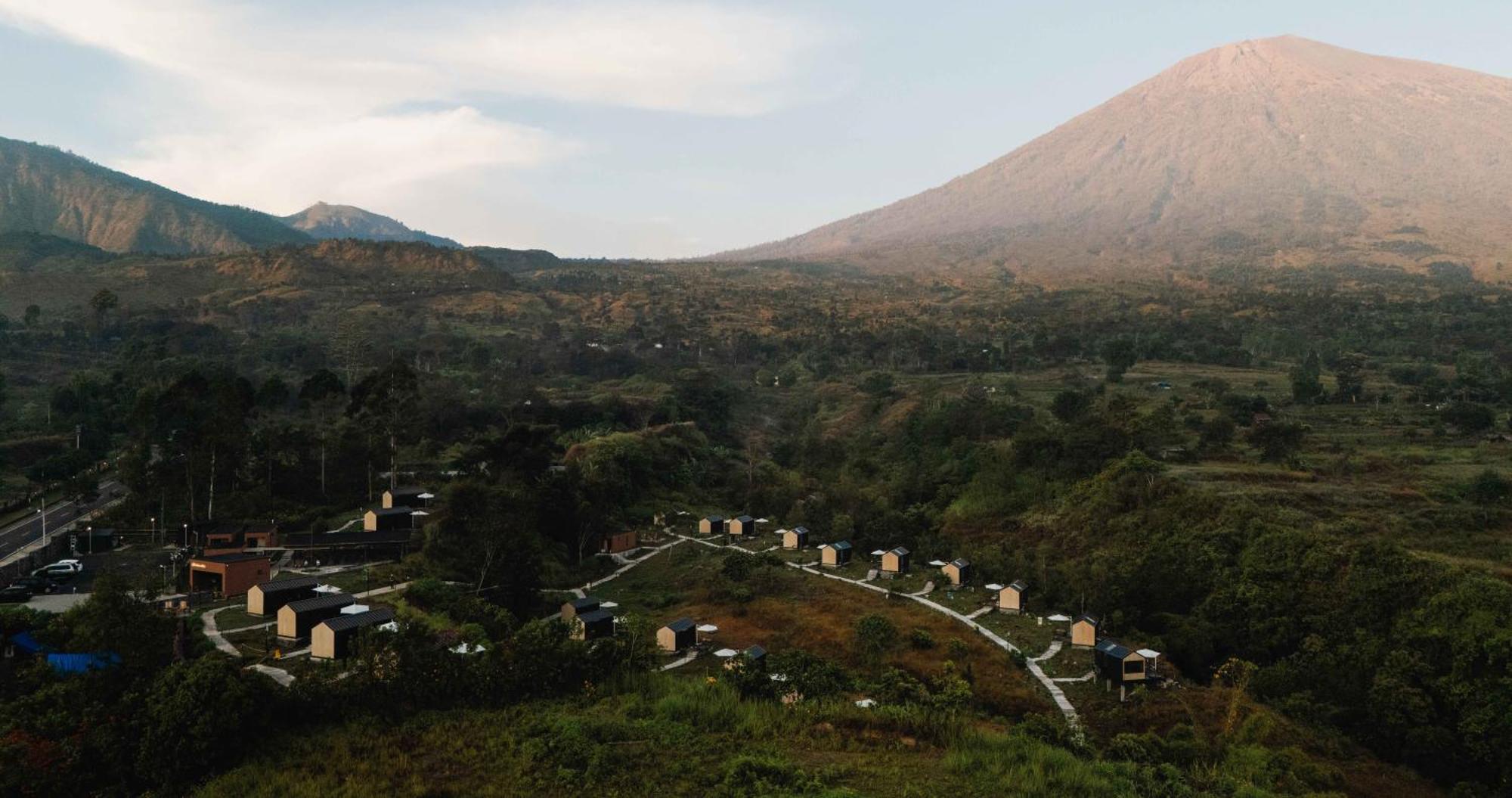 Bobocabin Gunung Rinjani, Lombok Sembalunlawang Exterior photo